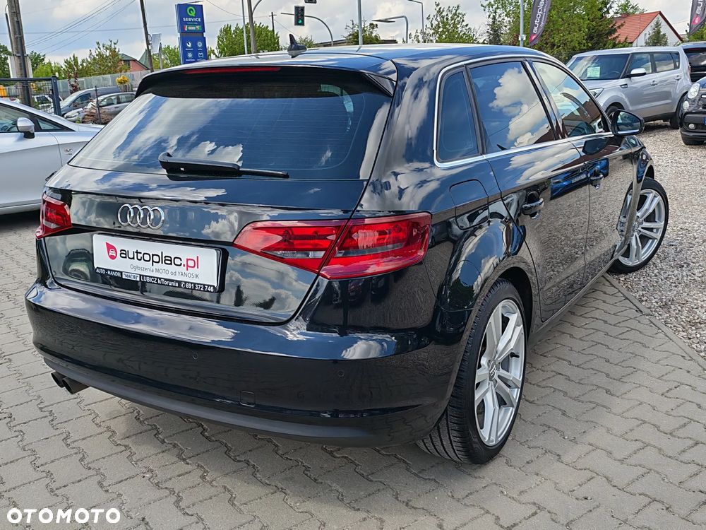 Audi A3 Sportback - 16