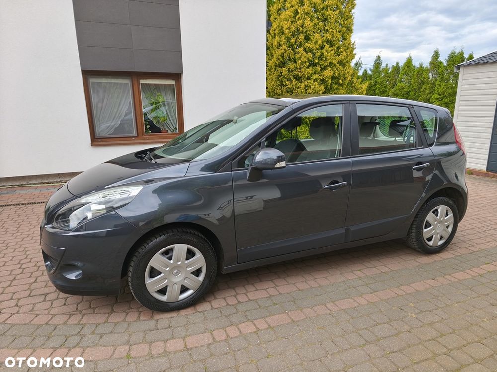 Renault Scenic 1.6 16V 110 TomTom Edition - 17