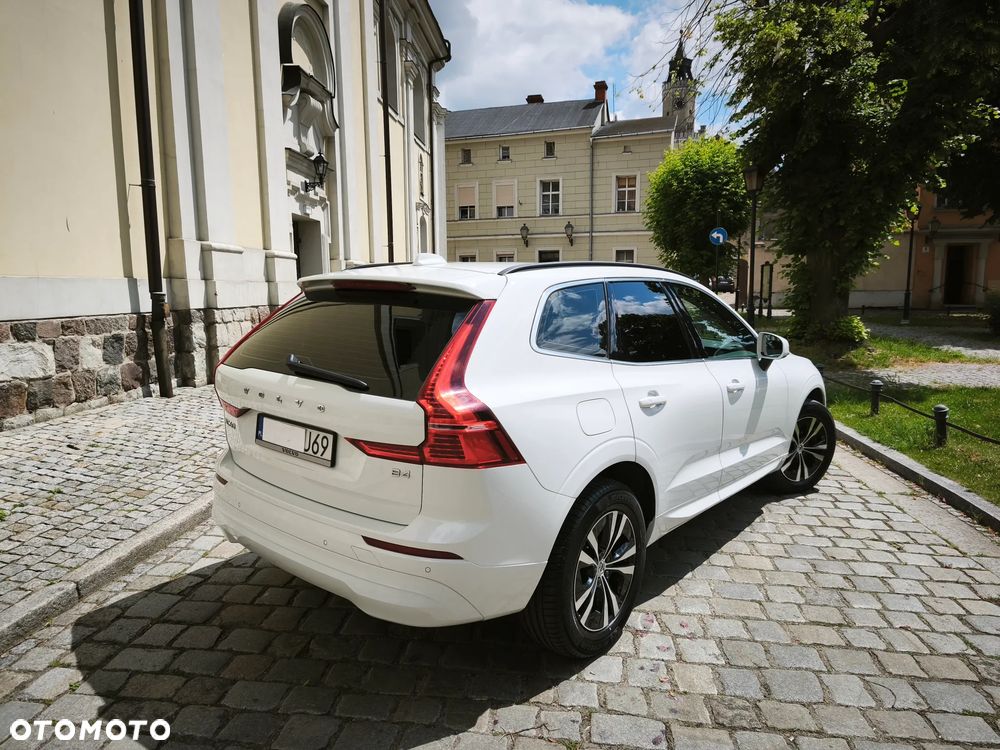Volvo XC 60 B4 B Momentum Pro - 7