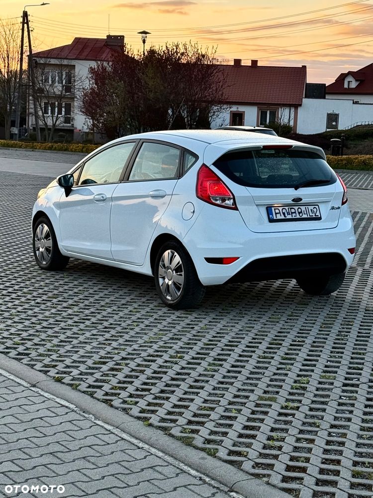 Ford Fiesta ver-1-5-tdci-silver-x - 4