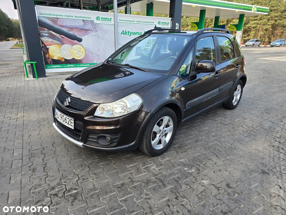 Suzuki SX4 1.6 Comfort Plus - 1