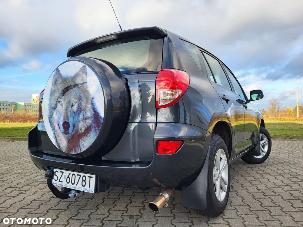 Toyota RAV4 2.0 VVT-i Sol - 9