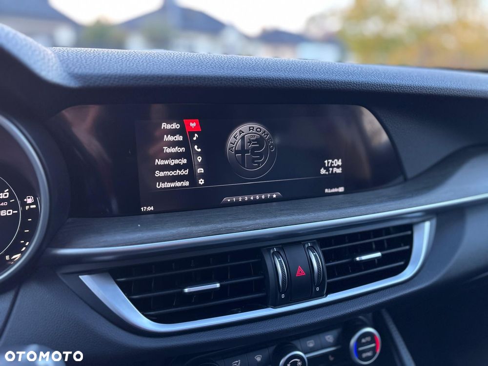 Alfa Romeo Stelvio - 35
