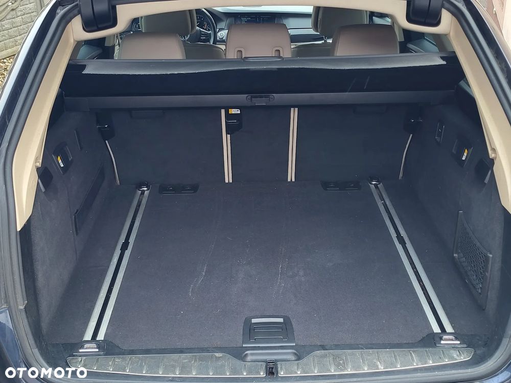 BMW Seria 5 520d xDrive Luxury Line - 12