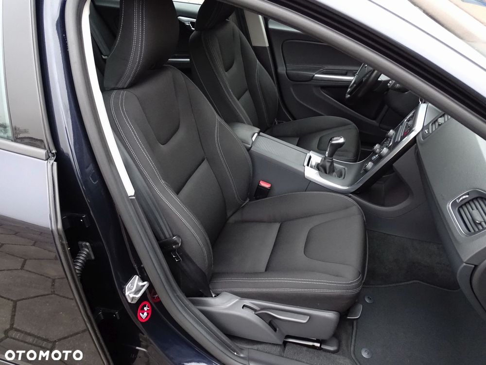 Volvo V60 D3 Drive-E Summum - 20