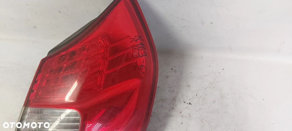 .  TYL TYLNA PRAWA LAMPA RENAULT SCENIC 2 LIFT - 2