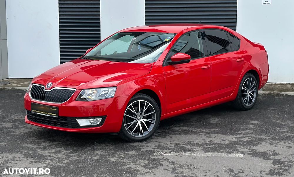 Skoda Octavia 2.0 TDI Green tec DSG Elegance - 1