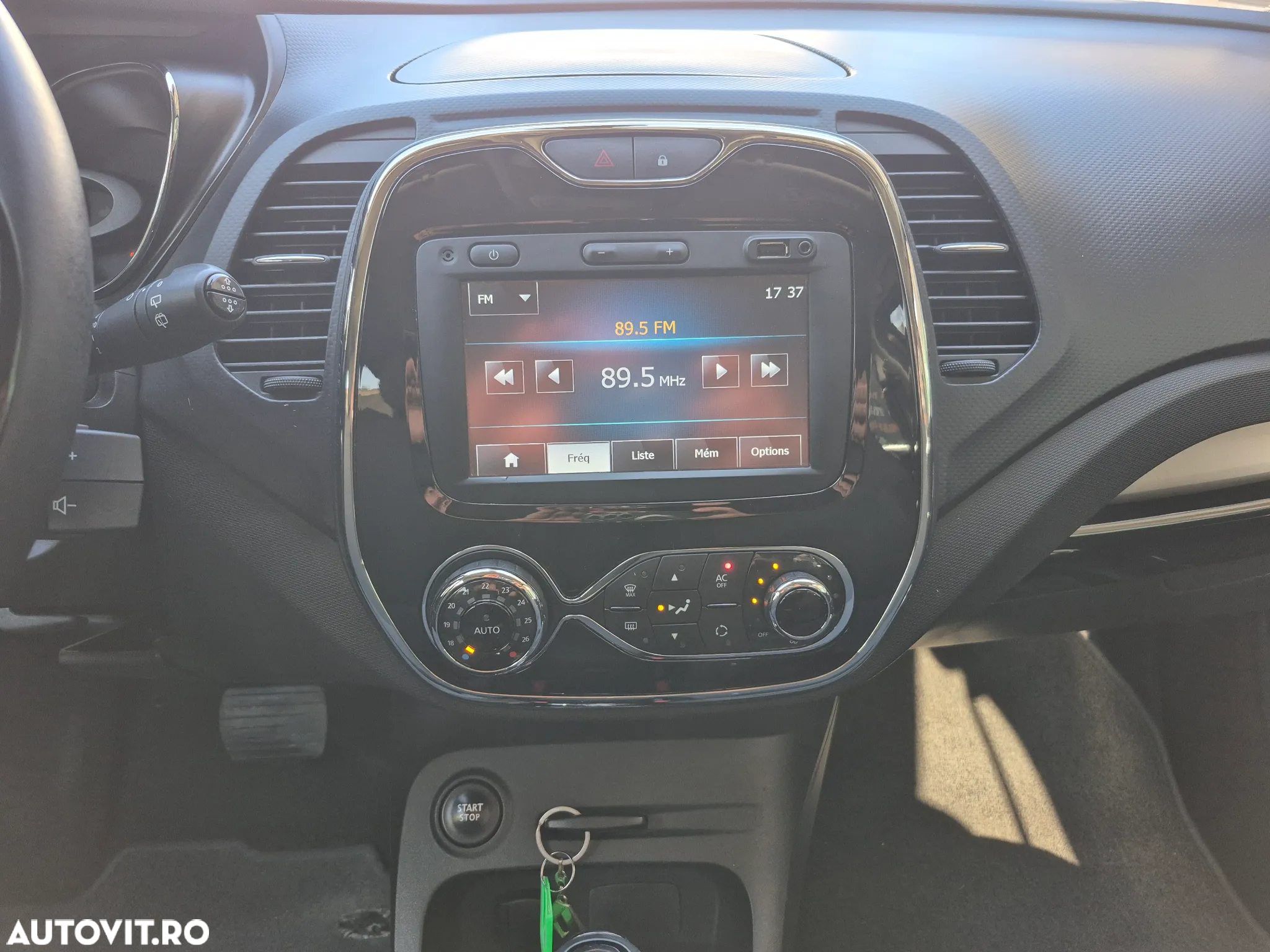 Renault Captur ENERGY TCe EDC Intens - 17