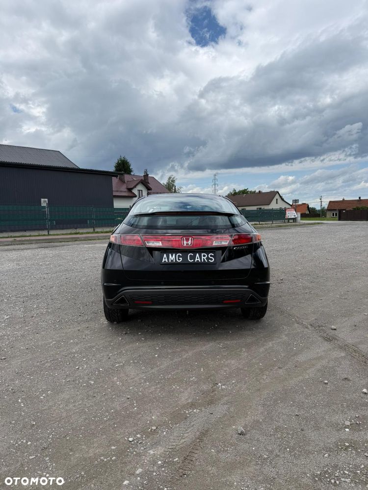Honda Civic 1.8i-VTEC Sport - 11
