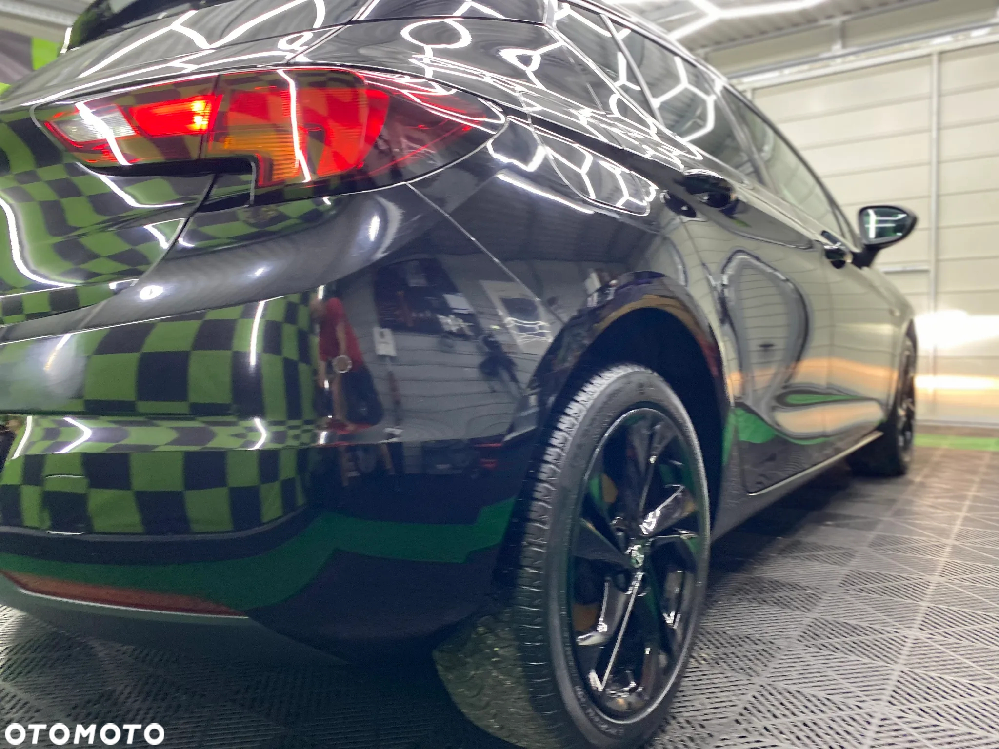 Opel Astra 1.2 Turbo Edition - 30