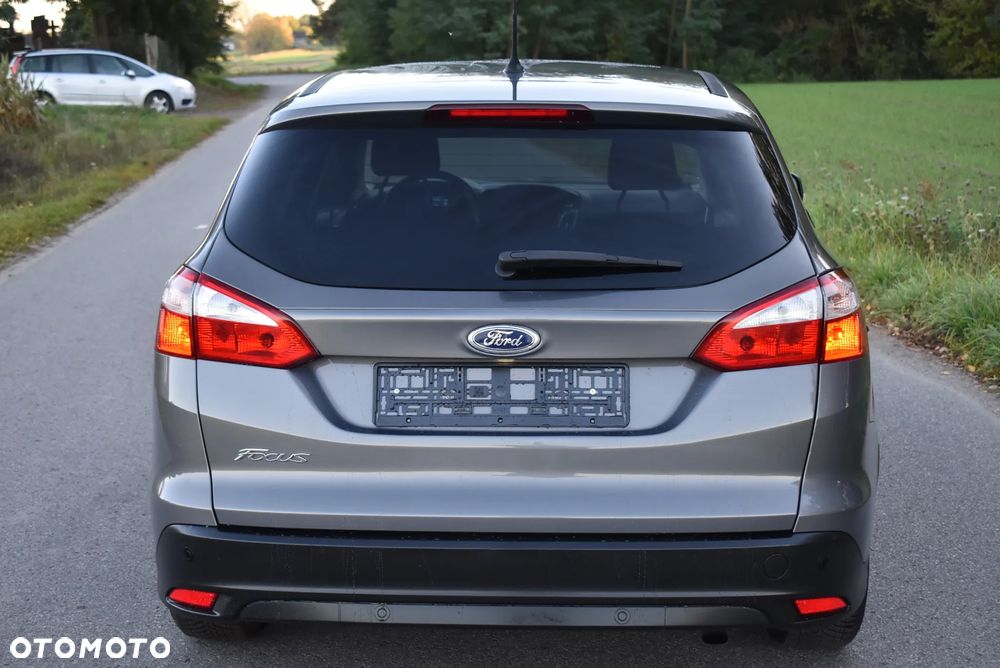Ford Focus 1.6 TI-VCT Champions Edition - 11