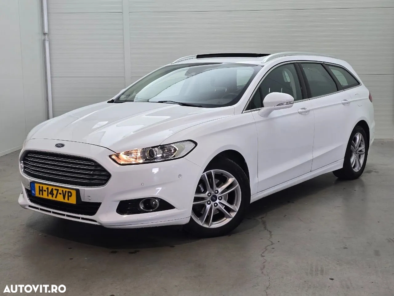 Ford Mondeo Turnier 1.5 EcoBoost Start-Stopp Autom. Titanium - 2