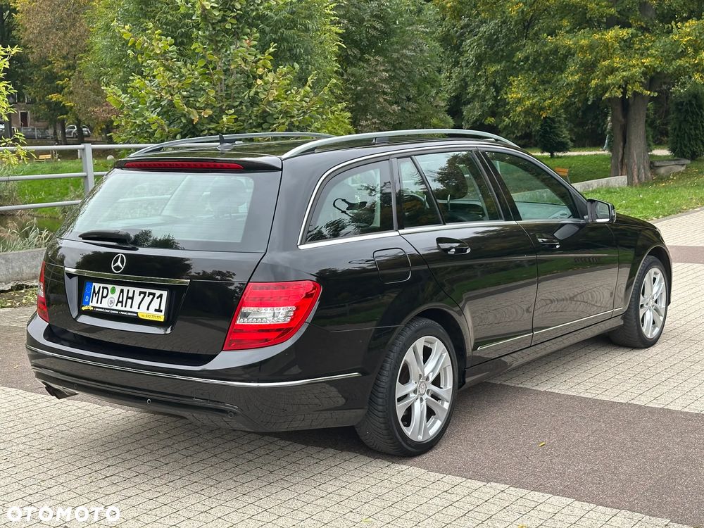 Mercedes-Benz Klasa C 180 T 7G-TRONIC Avantgarde Edition - 4