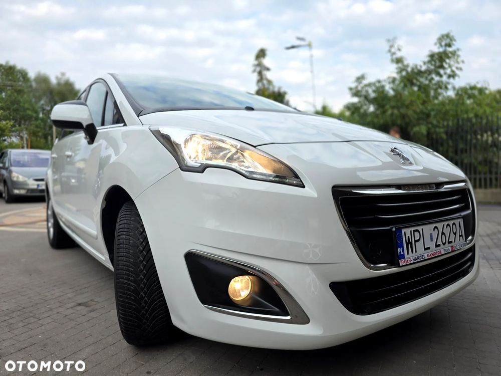 Peugeot 5008 - 9