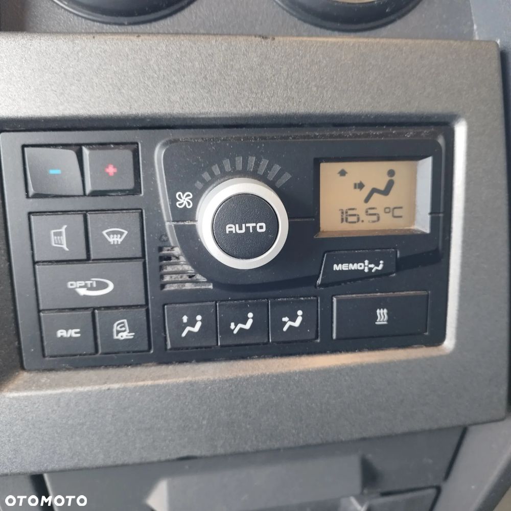 Renault GAMA T 480 - 12