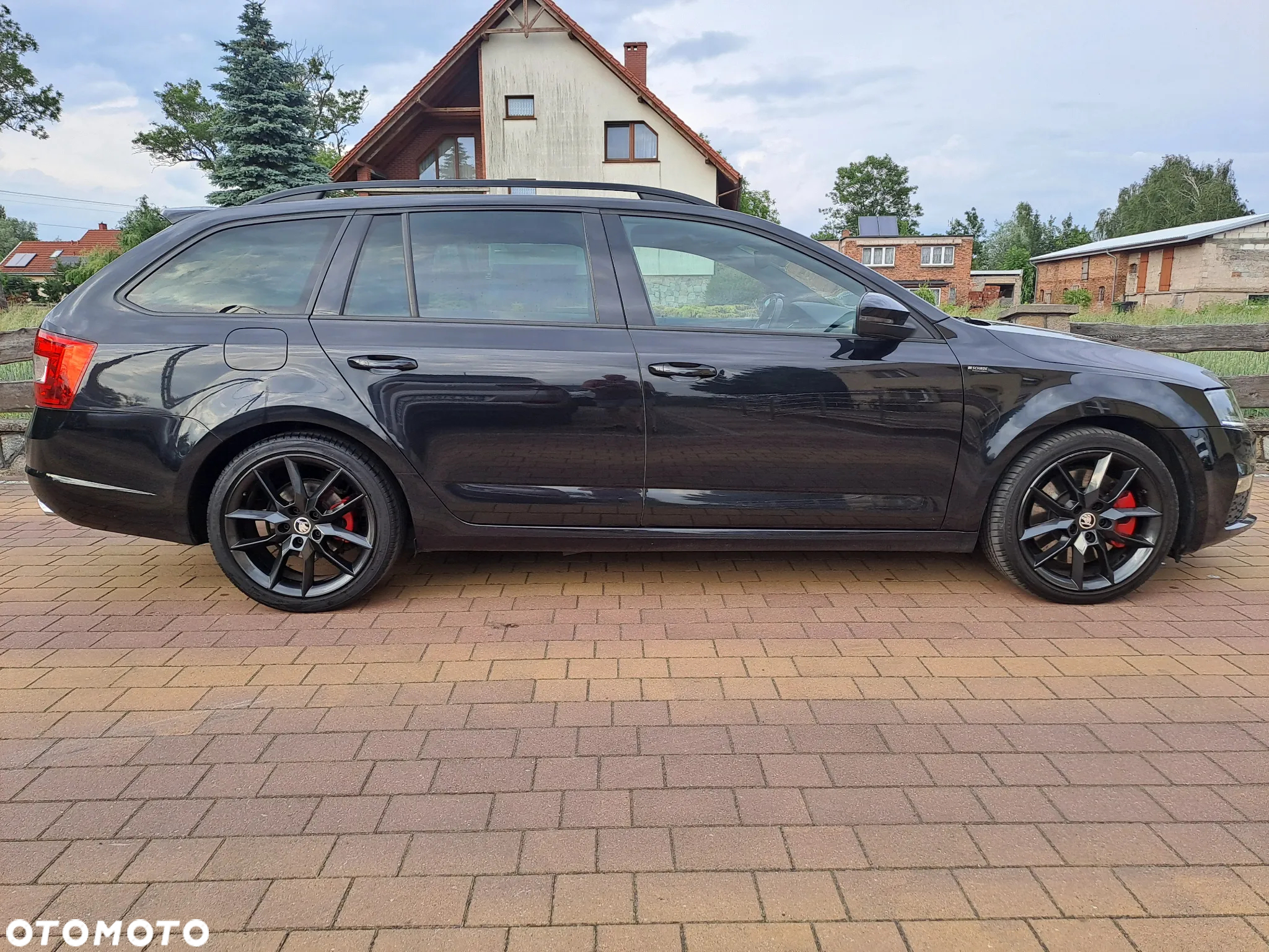 Skoda Octavia 2.0 TDI RS Challenge DSG - 8