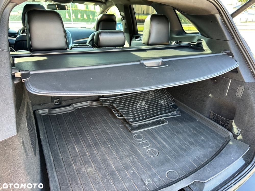 Lincoln MKC - 25