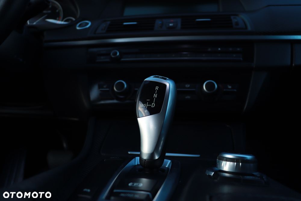 BMW Seria 5 - 16