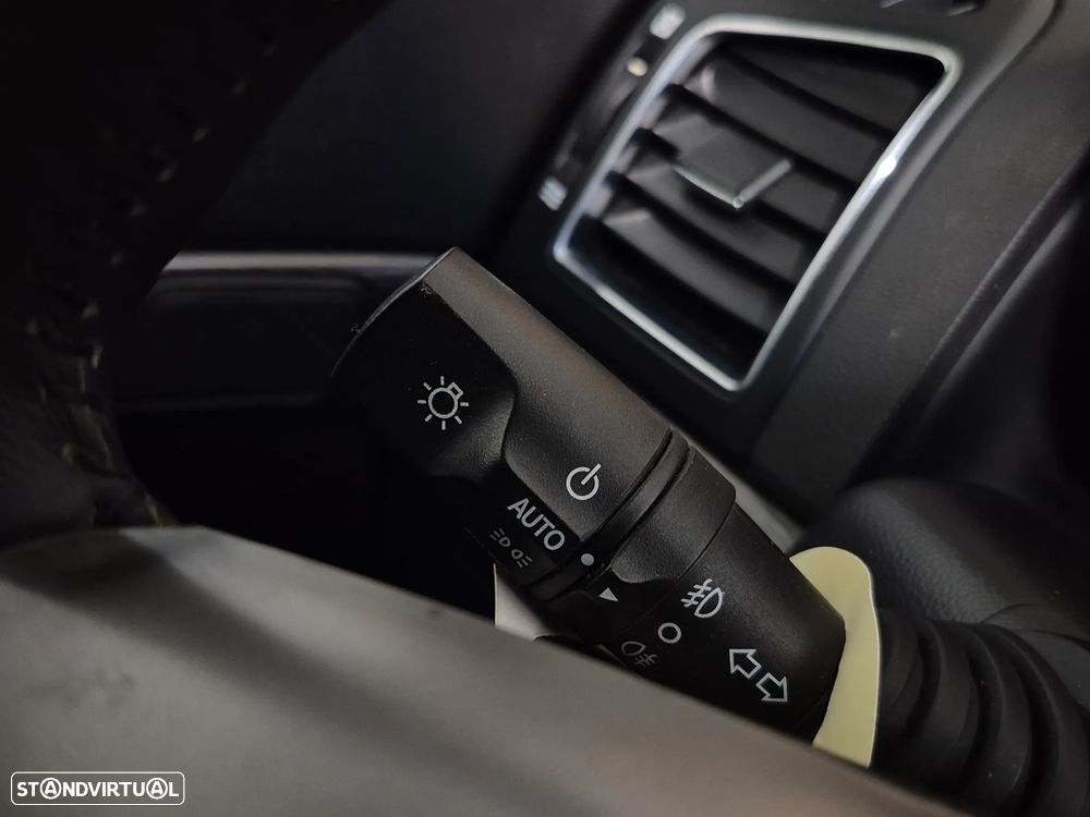 Chevrolet Captiva 2.2 VCDi Seven 7L - 28