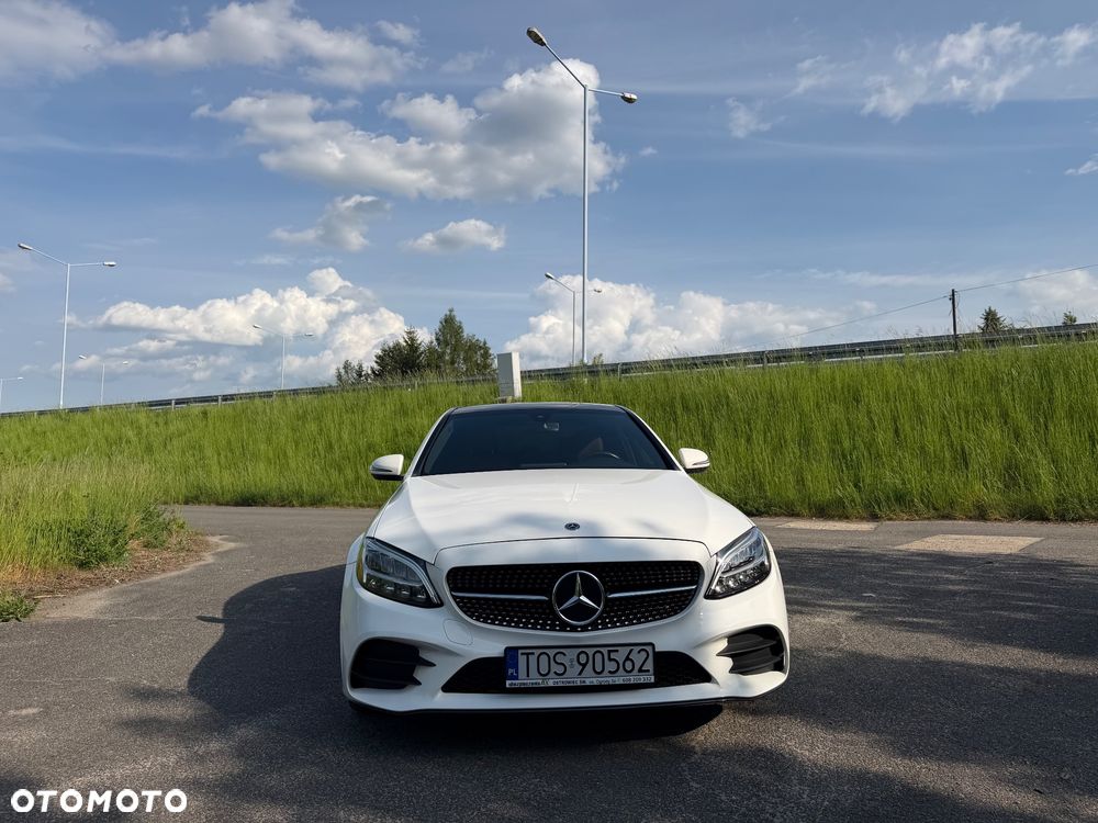 Mercedes-Benz Klasa C 300 9G-TRONIC AMG Line - 9