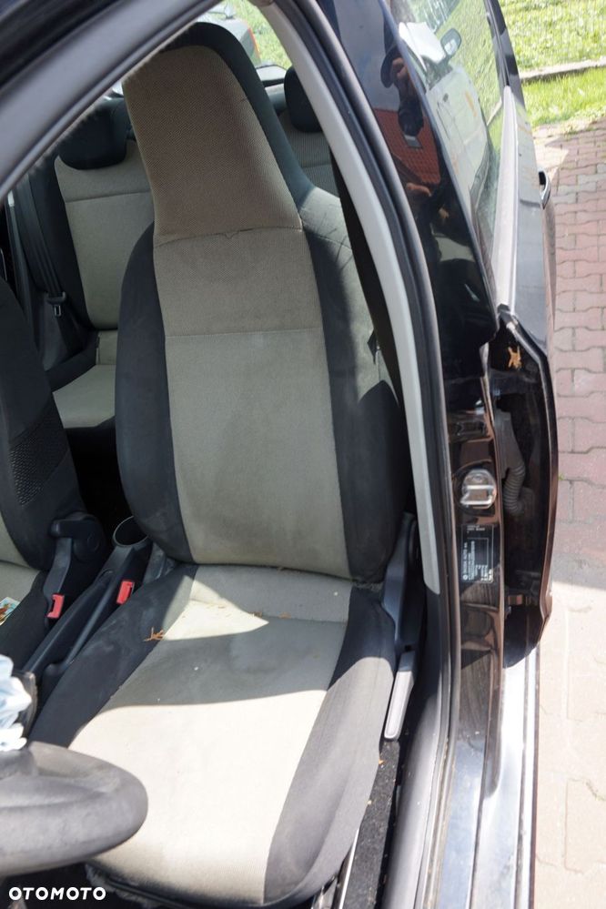FOTEL PRZEDNI LEWY CITIGO NF1 5D HB  SKODA 2011-2019 - 1