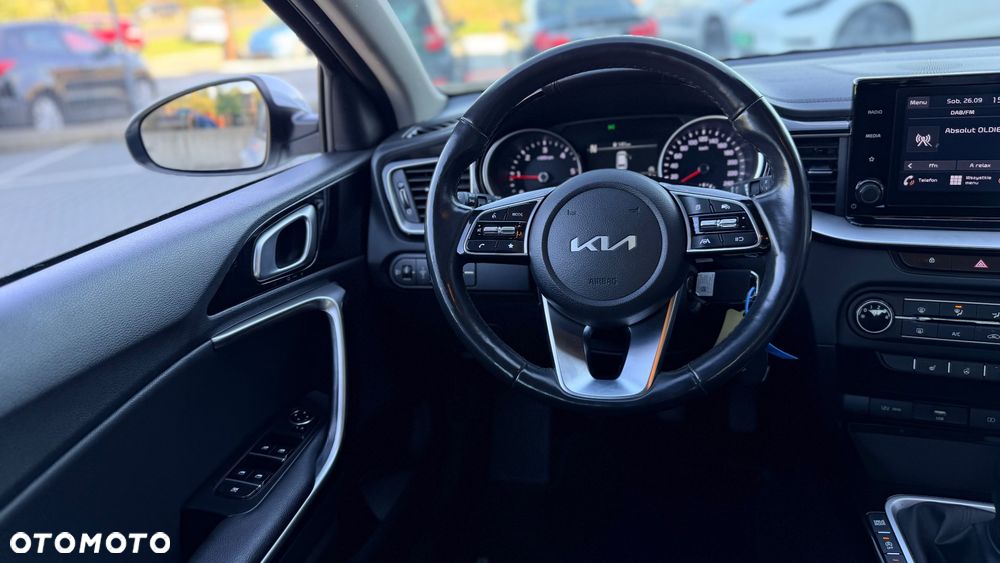 Kia Ceed - 31