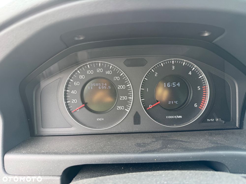 Volvo V70 2.0D Summum - 40