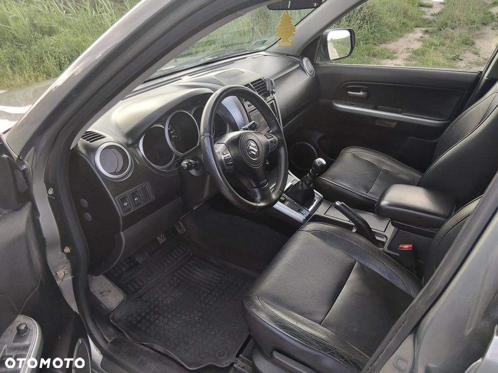 Suzuki Grand Vitara 1.9 DDiS Elegance EU5 - 5