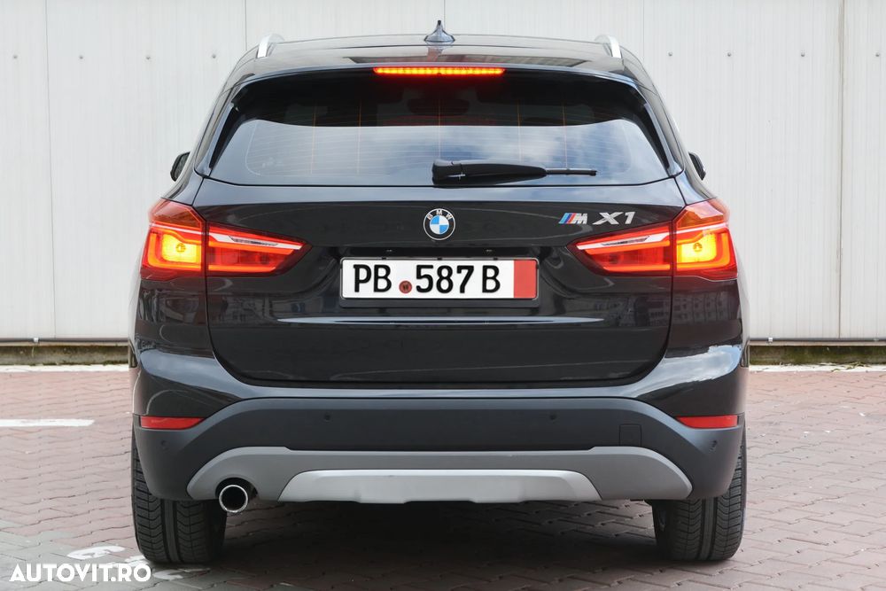 BMW X1 - 17
