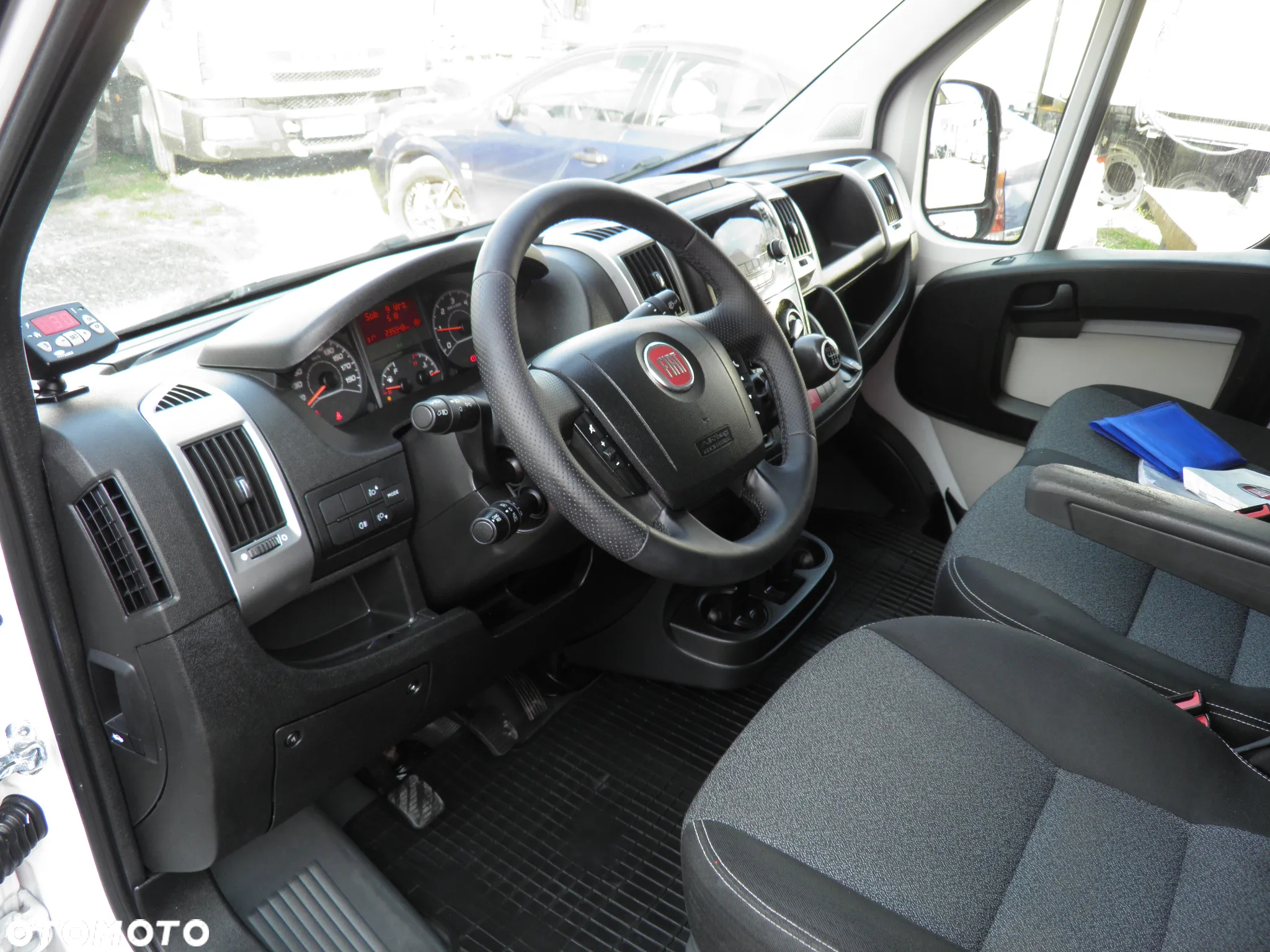 Fiat DUCATO MAXI 2.3 MultiJet 130KM CHŁODNIA CARRIER VIENTO 300 SALON POLSKA I-WŁAŚCICIEL 2016R - 23