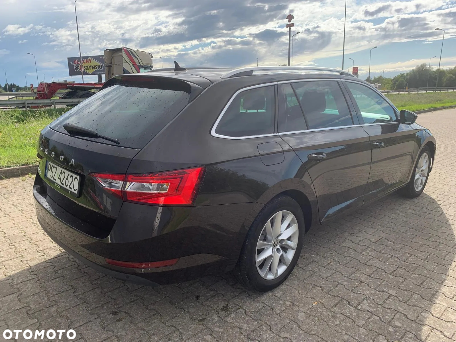 Skoda Superb Combi 2.0 TDI DSG Ambition - 5