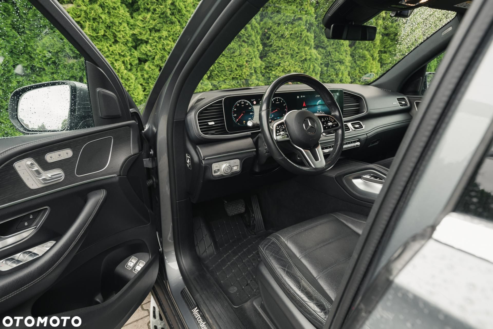 Mercedes-Benz GLE - 9