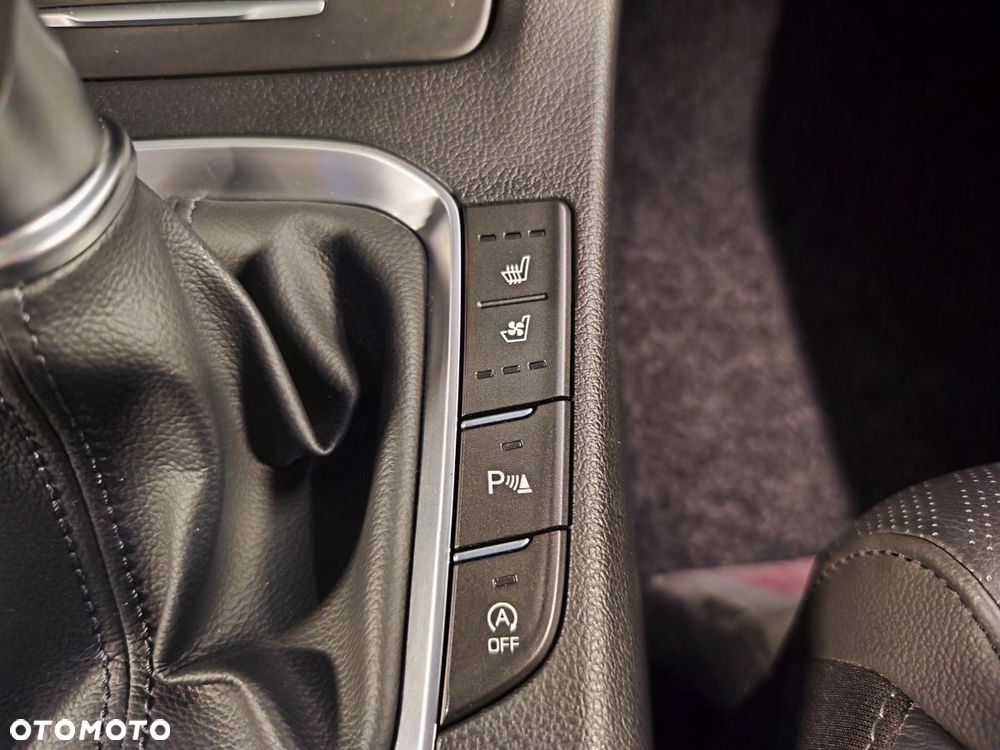 Hyundai i30 1.4 T-GDI Intro Edition - 18