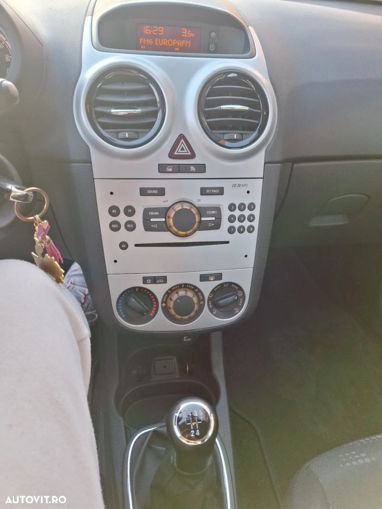 Opel Corsa 1.4 Enjoy - 15