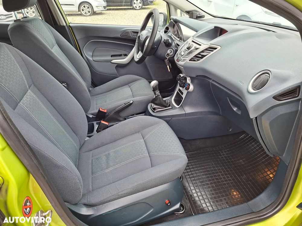 Ford Fiesta - 7