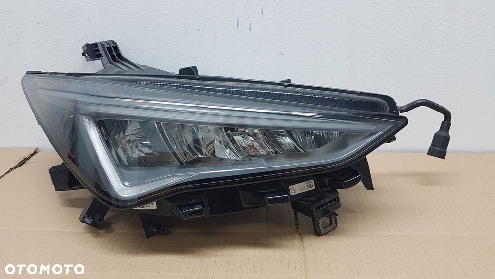 LAMPA PRZÓD PRAWA SEAT CUPRA BORN FULL LED 10F941008K - 2