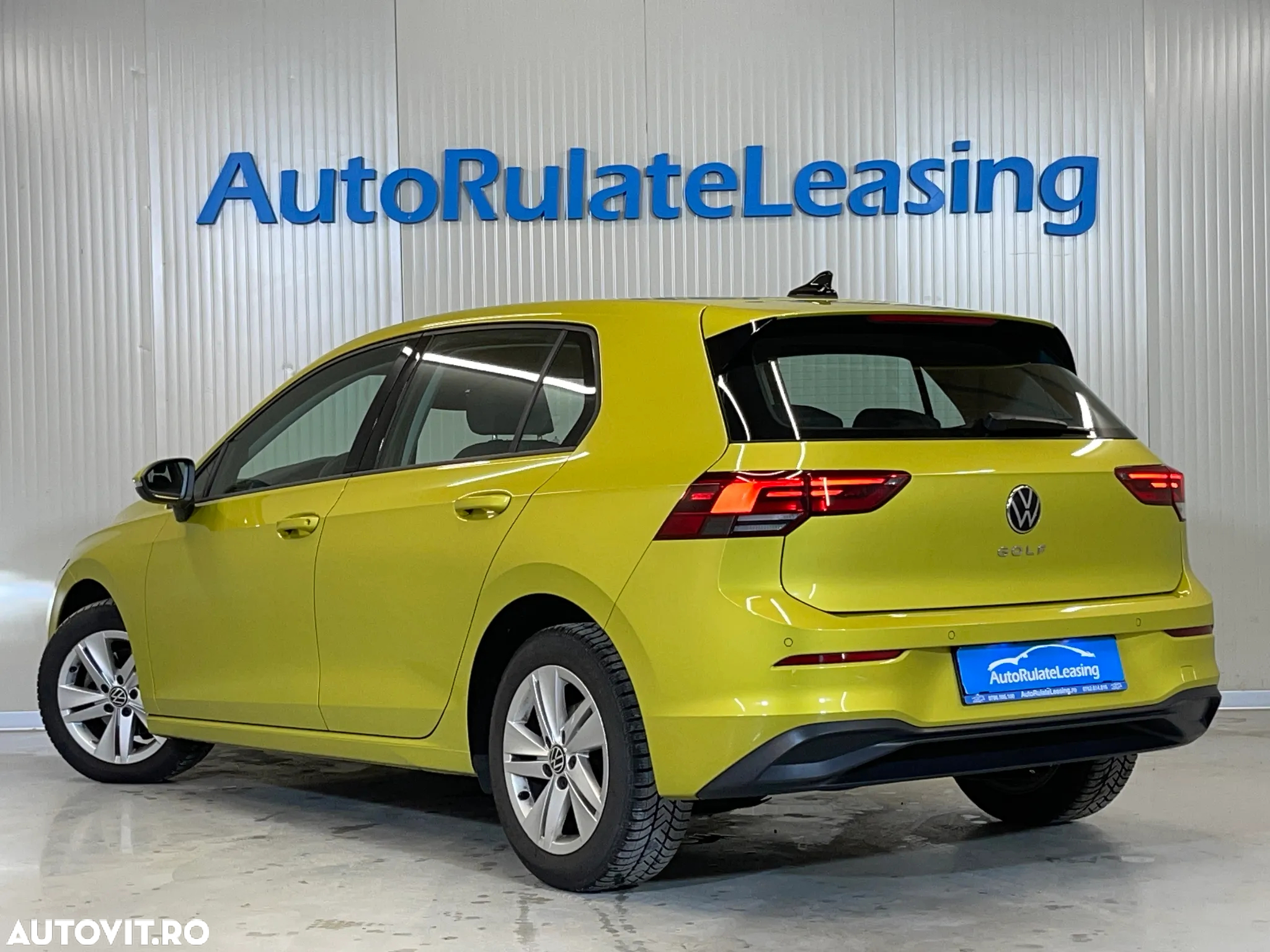 Volkswagen Golf 2.0 TDI DSG Life - 4