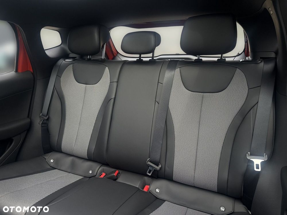 BYD Dolphin - 13