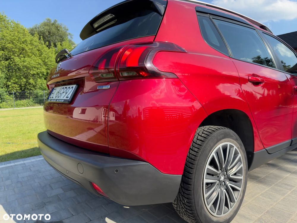 Peugeot 2008 1.2 Pure Tech Active S&S - 22