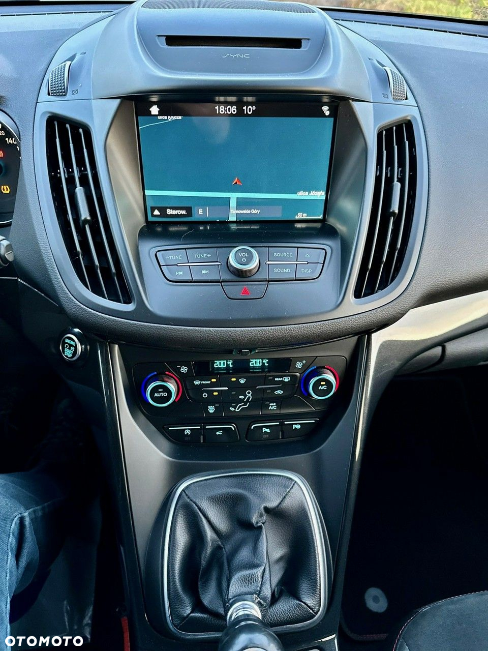 Ford Kuga - 26