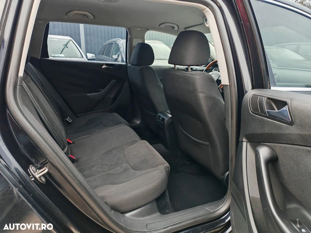 Volkswagen Passat Variant 2.0 TDI DPF DSG Highline - 7