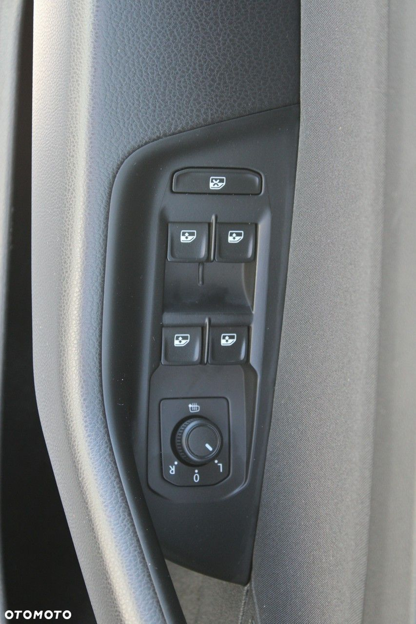 Volkswagen Passat - 15