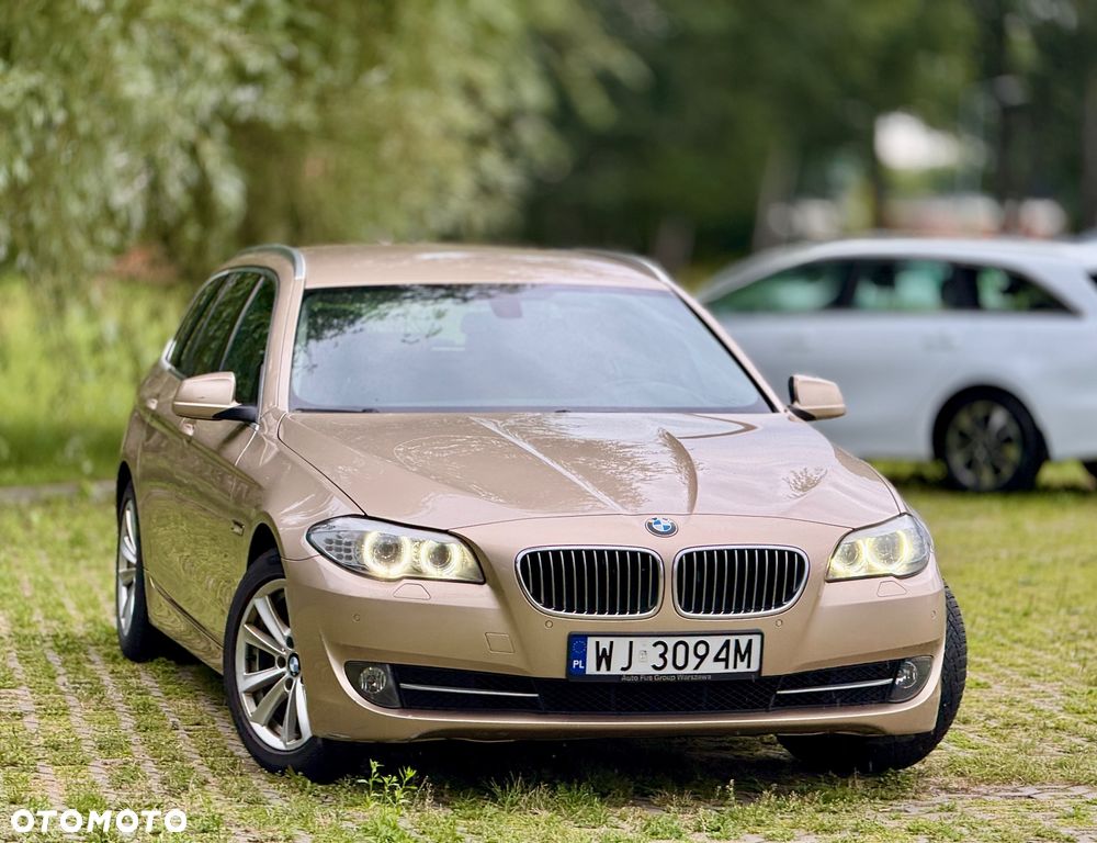 BMW Seria 5 520d xDrive - 4