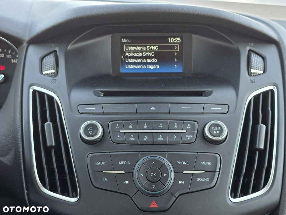 Ford Focus - 24