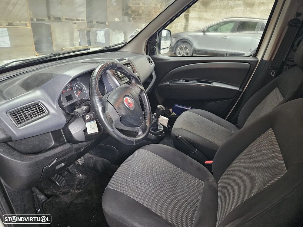 Fiat Doblo - 8