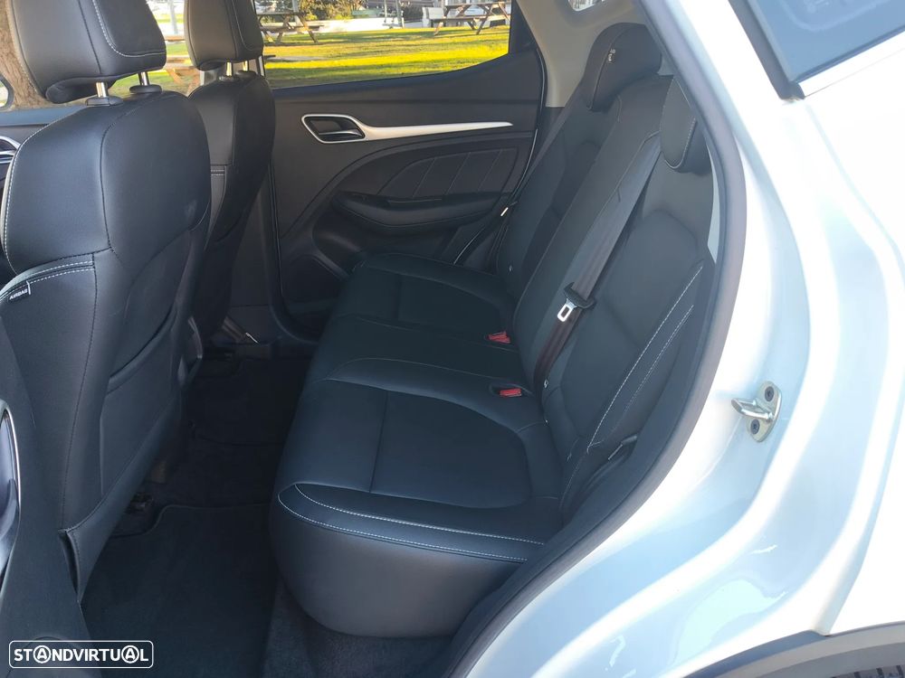 MG ZS - 28