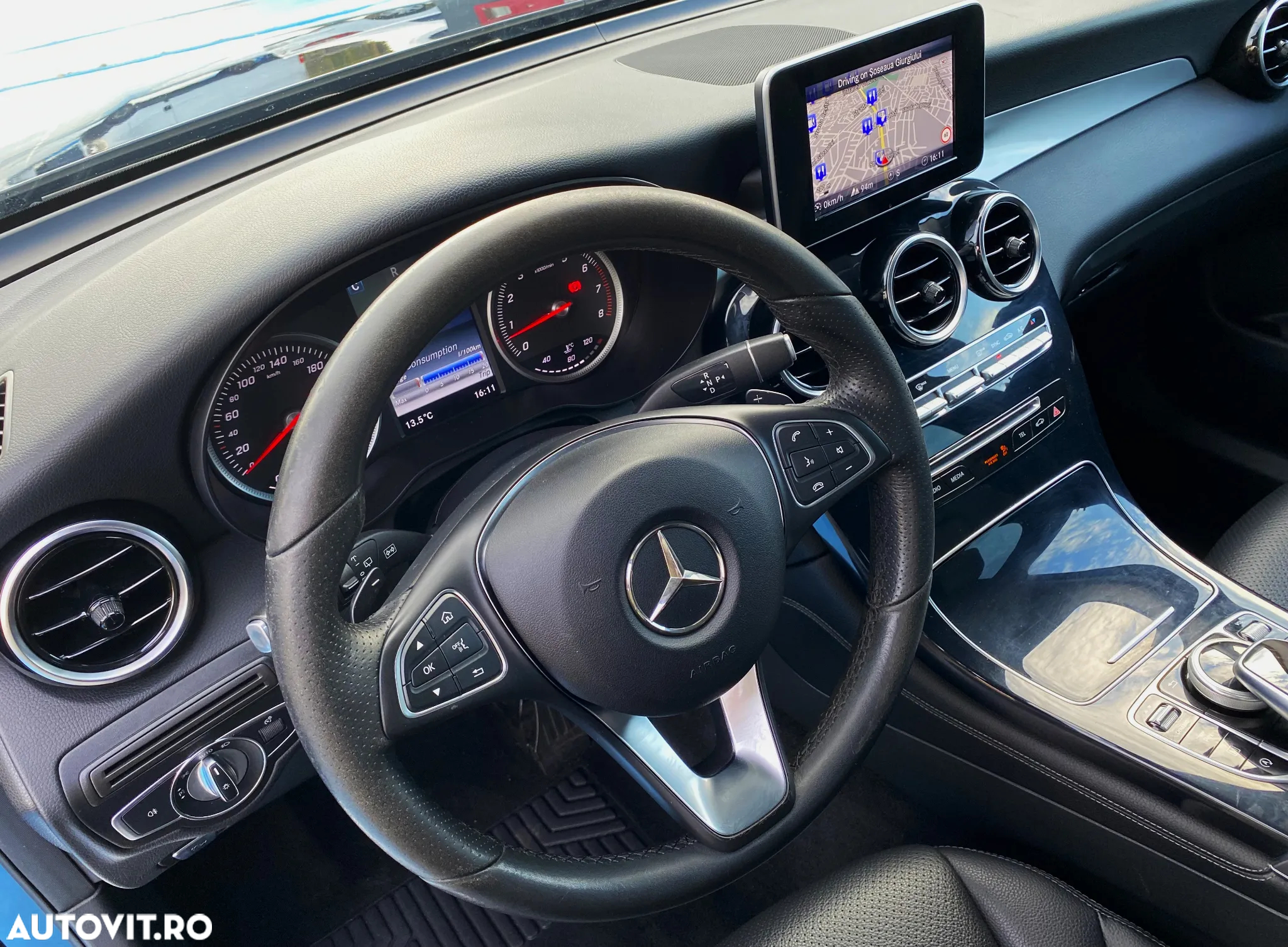 Mercedes-Benz GLC 250 4MATIC - 13