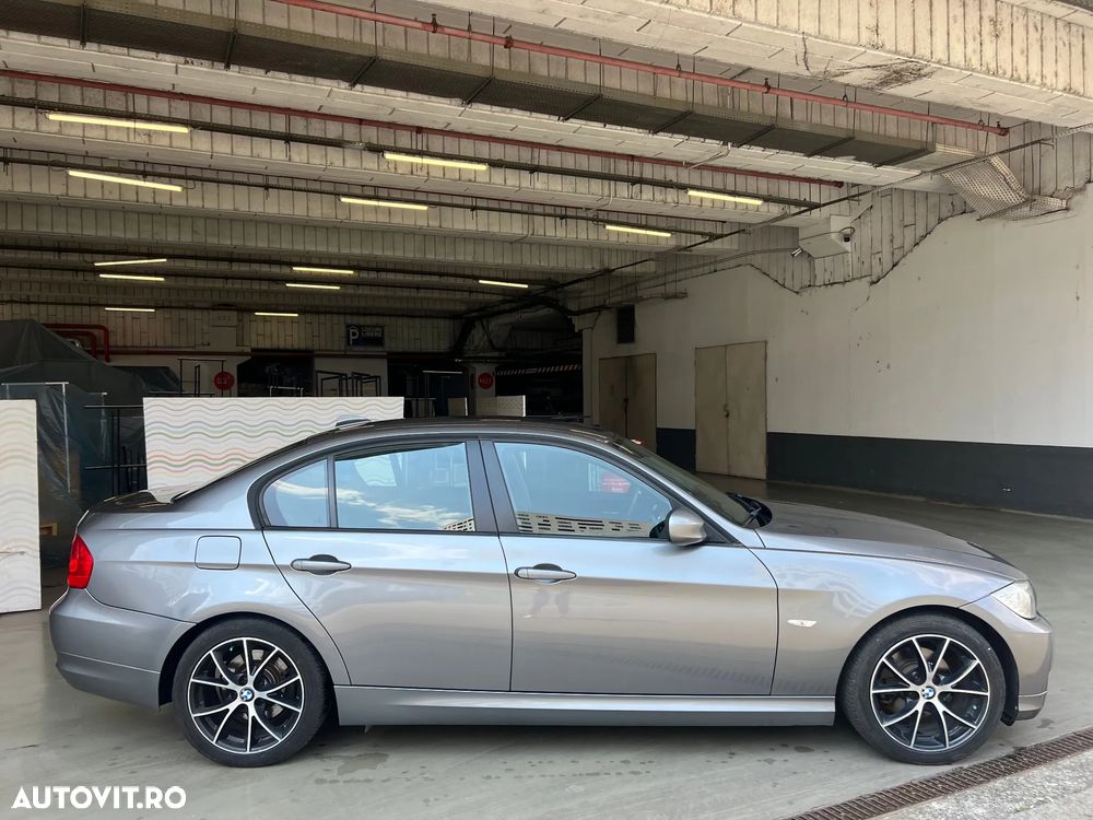 BMW Seria 3 318i Edition Lifestyle - 15