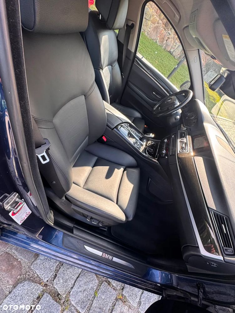 BMW Seria 5 535d Sport-Aut - 11