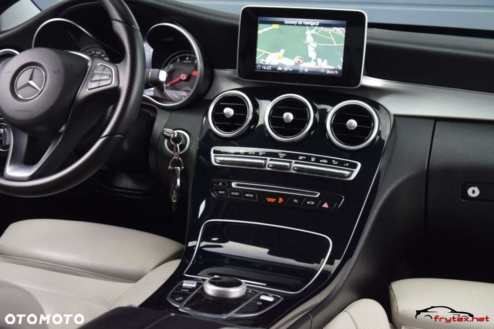 Mercedes-Benz Klasa C - 31